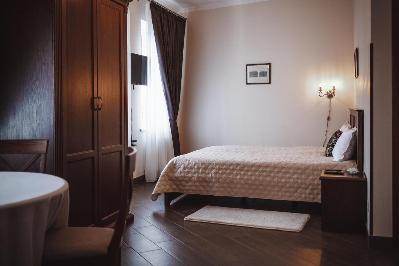 Ekaterinoslav Hotel Dnipro Exterior foto